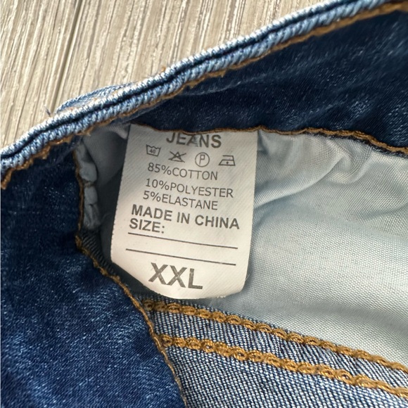 Blue Denim Distressed Fringe Jean Shorts XXL - Picture 3 of 3